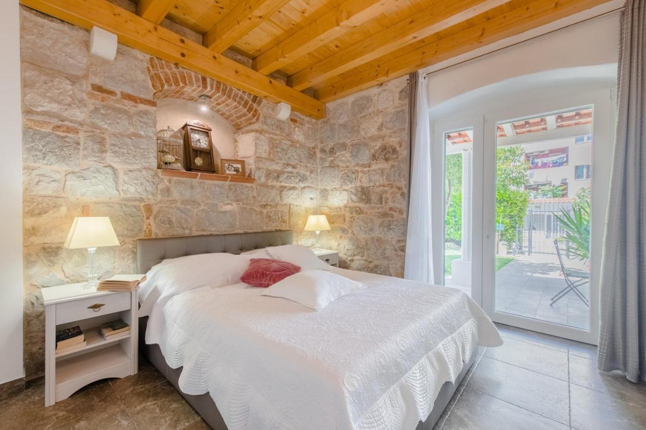Jes Old Town Luxury Rooms Сплит Экстерьер фото